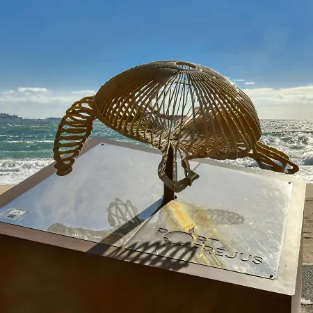 Les Cariatides By Interhome * Fréjus