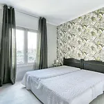 Les Cariatides By Interhome Fréjus