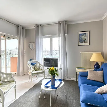 Апартаменты Les Cariatides By Interhome *