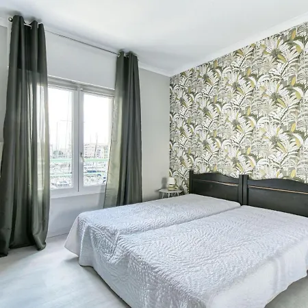 Les Cariatides By Interhome Fréjus