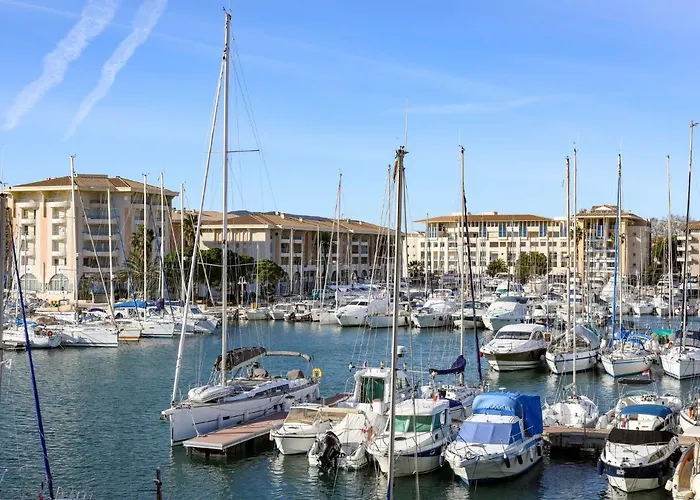 Les Cariatides By Interhome Appartement *