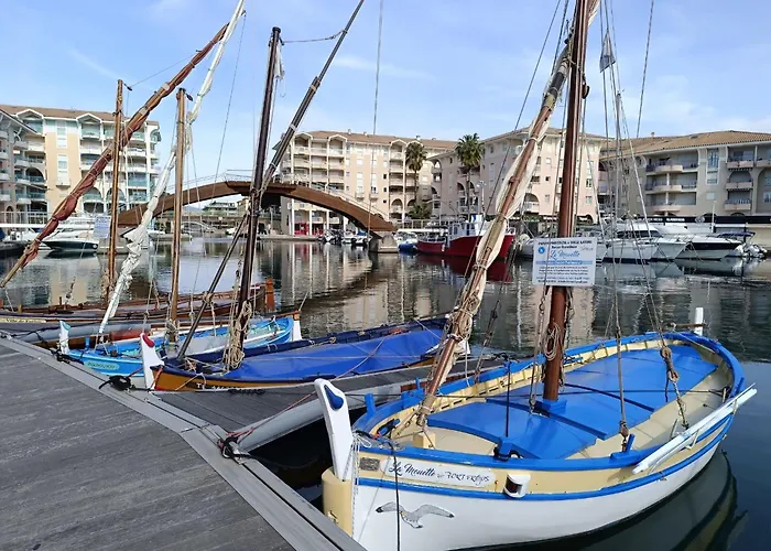 Les Cariatides By Interhome * Fréjus